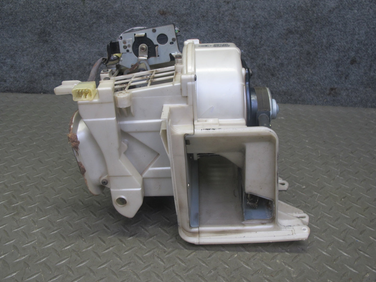 86-92 Toyota Supra MA70L Hvac Heater Blower Fan & Housing Assembly 71K Miles OEM