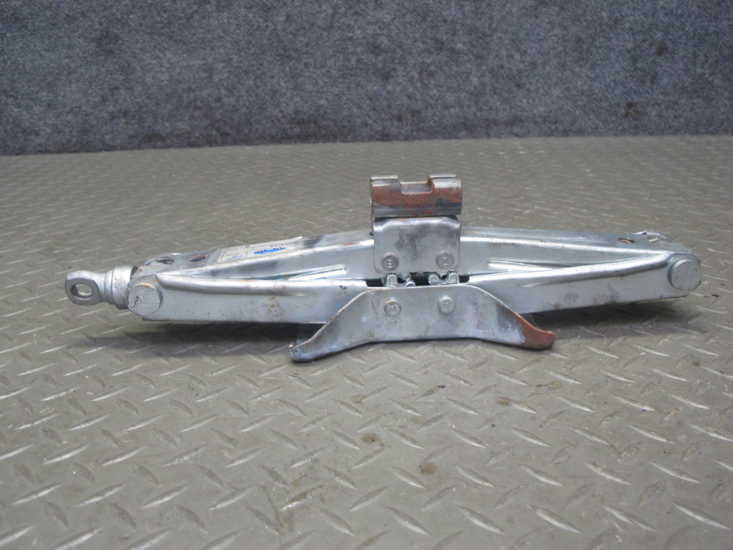 86-92 Toyota Supra MK3 MA70L Emergency Spare Tire Lift Jack w Handle OEM