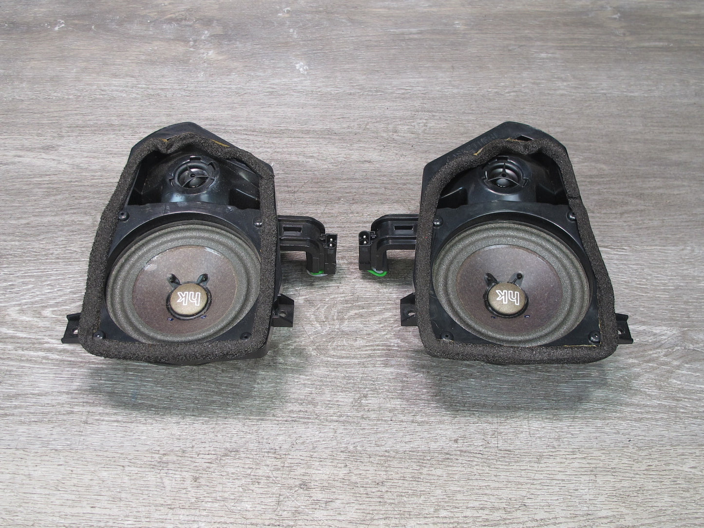 98-99 BMW E36 Convertible Set of 2 Rear Left & Right Harman Kardon Speaker OEM
