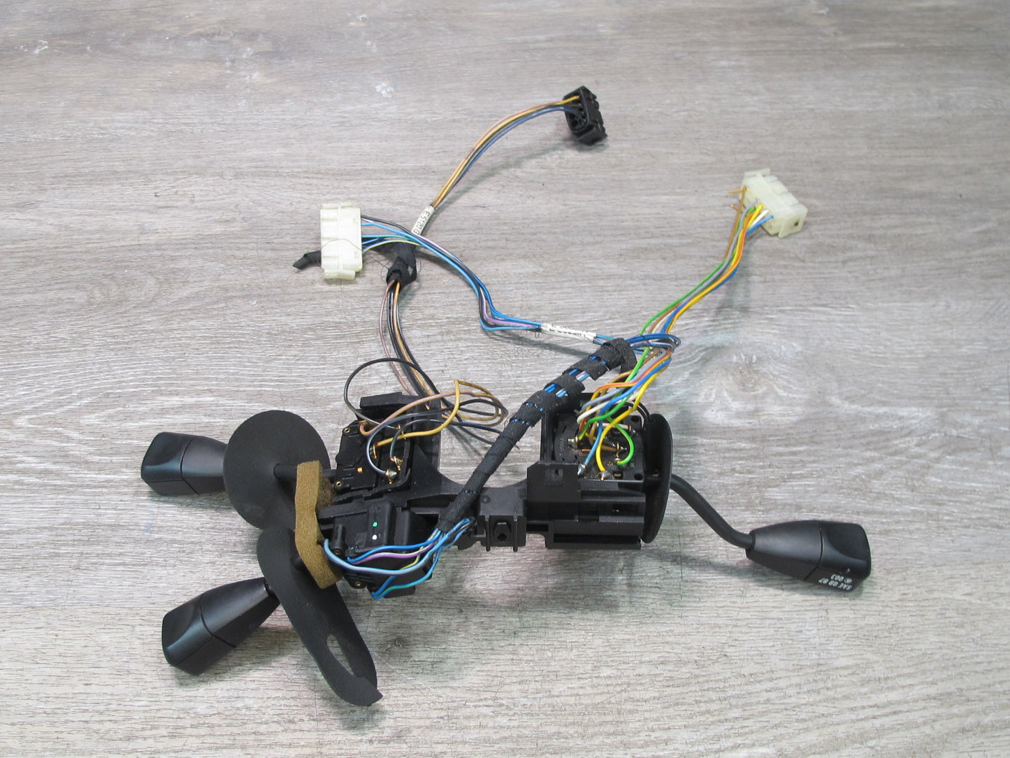 96-99 BMW E36 3-SERIES Steering Column Wiper Cruise Turn Signal Switch OEM