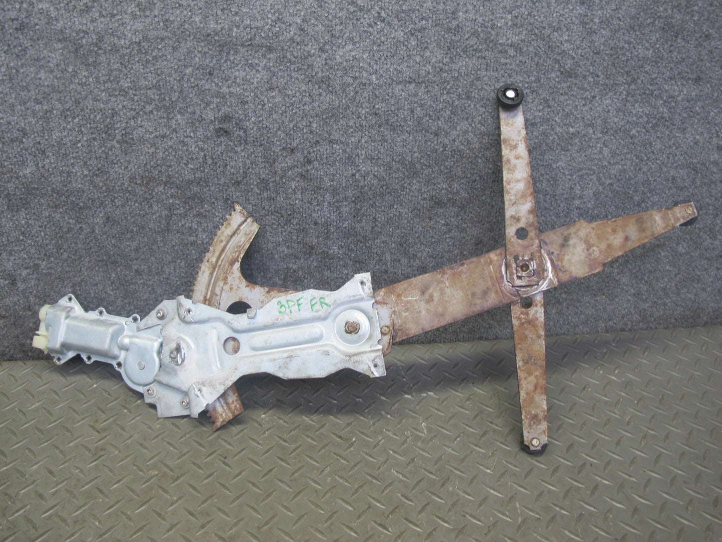 95-02 Pontiac Firebird Right Passenger Door Window Regulator w Motor OEM
