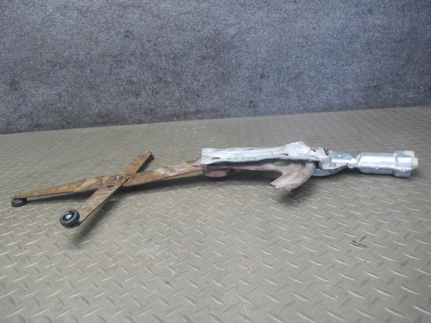 95-02 Pontiac Firebird Right Passenger Door Window Regulator w Motor OEM