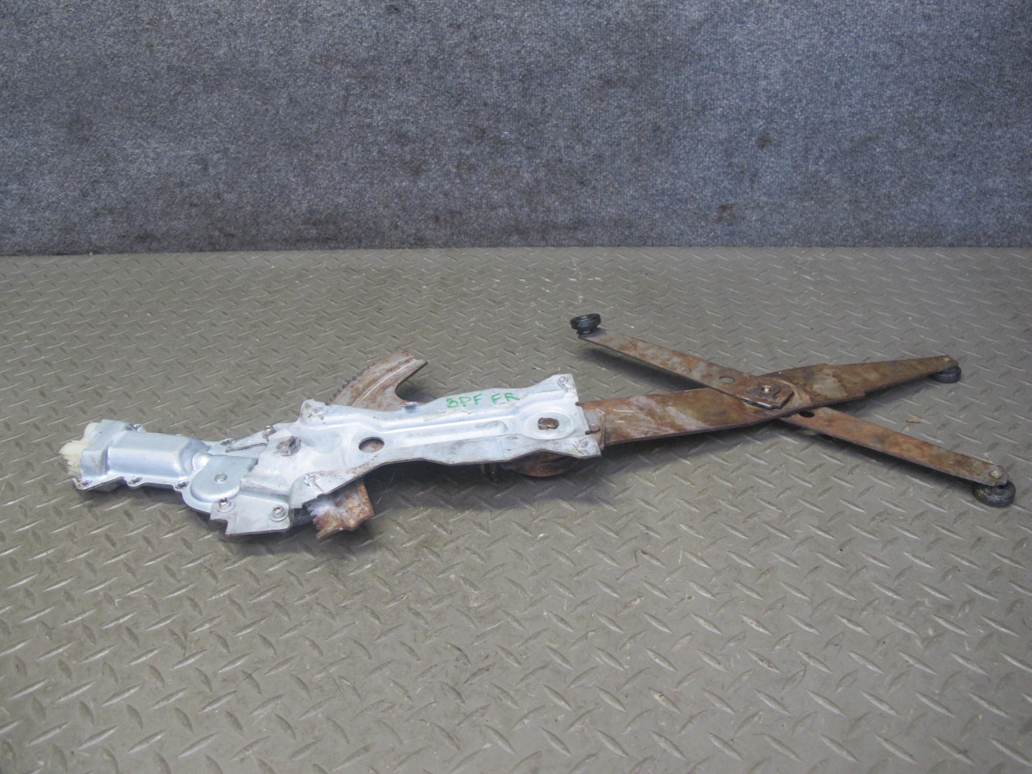 95-02 Pontiac Firebird Right Passenger Door Window Regulator w Motor OEM