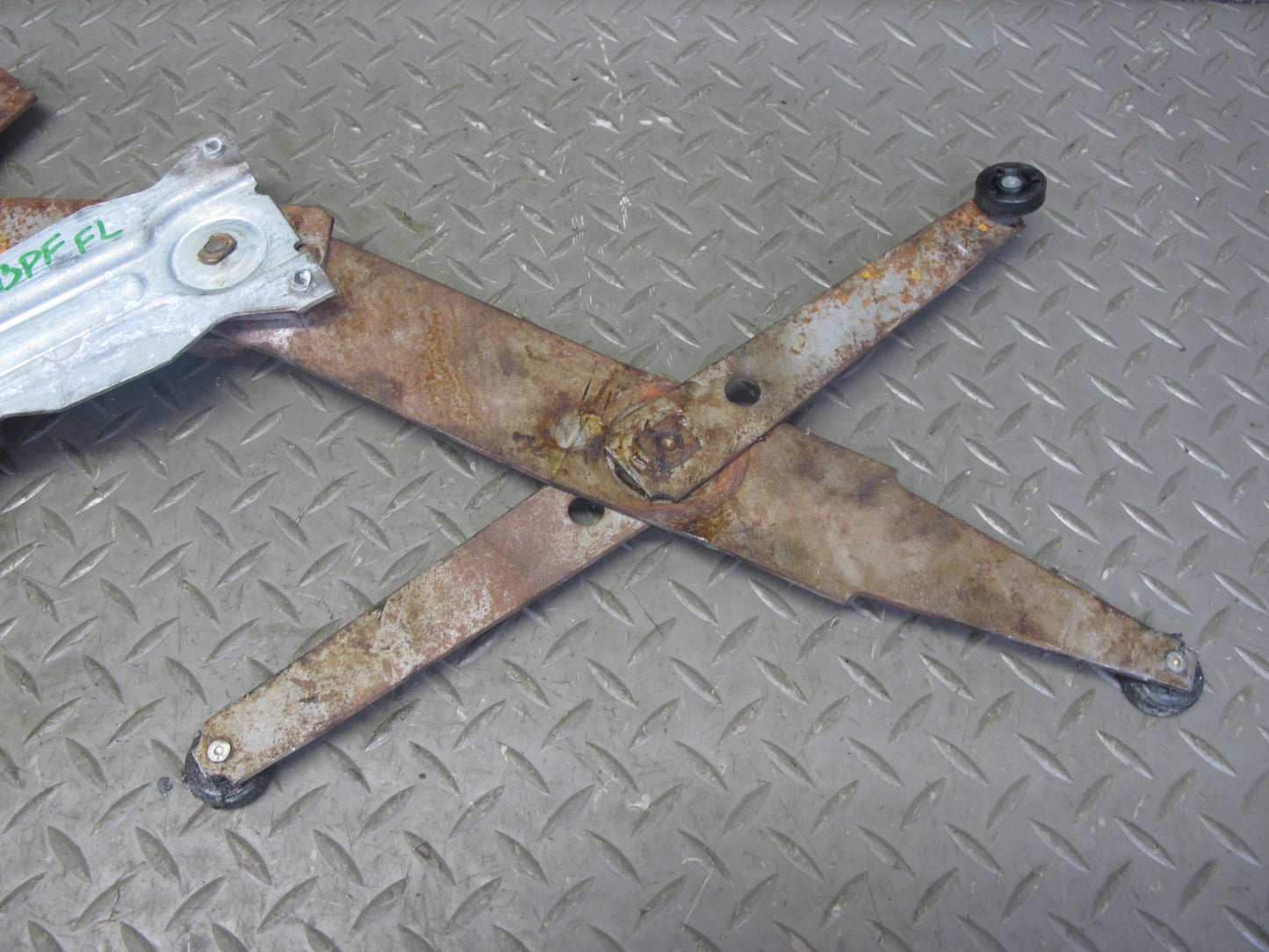 95-02 Pontiac Firebird Left Driver Door Window Regulator w Motor OEM