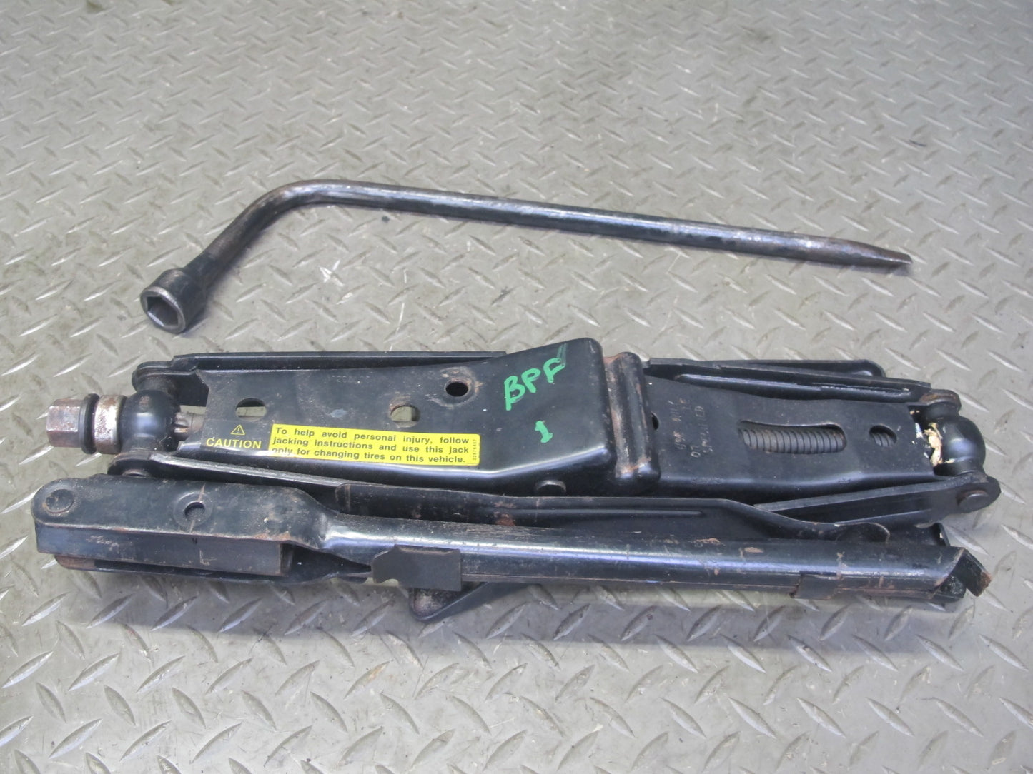 95-02 Pontiac Firebird Camaro Spare Tire Lift Jack w LUG Wrench OEM