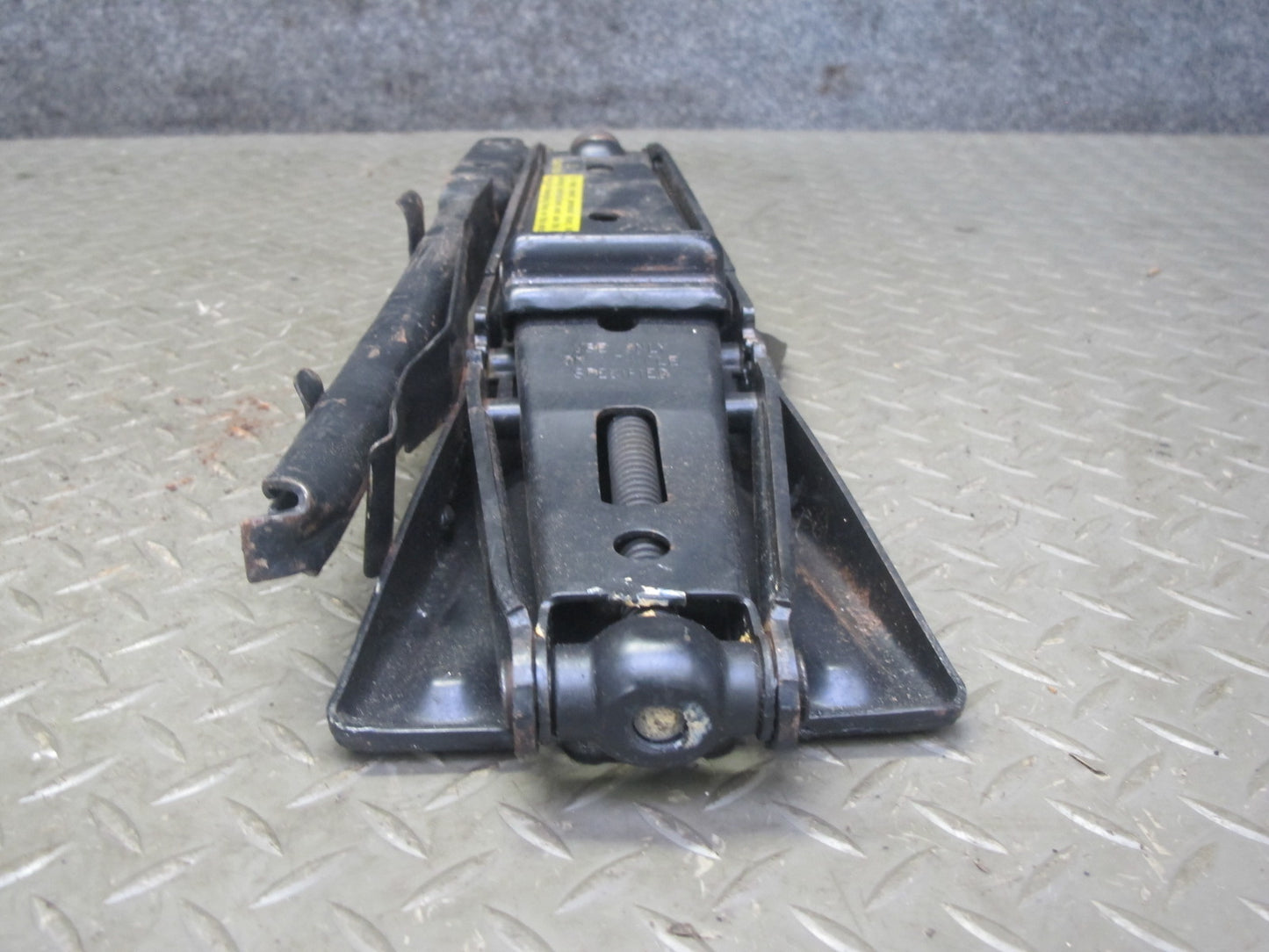95-02 Pontiac Firebird Camaro Spare Tire Lift Jack w LUG Wrench OEM