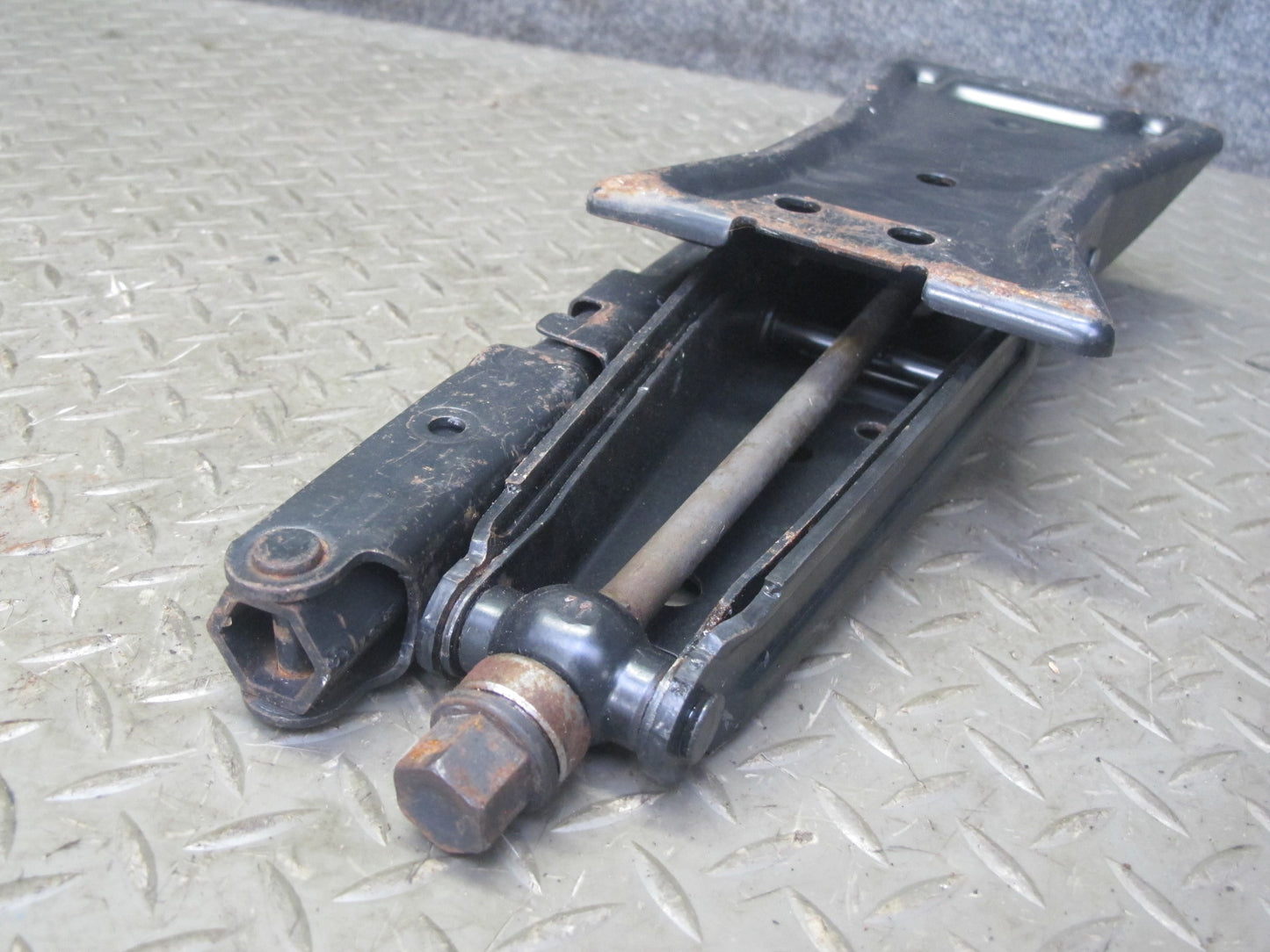 95-02 Pontiac Firebird Camaro Spare Tire Lift Jack w LUG Wrench OEM