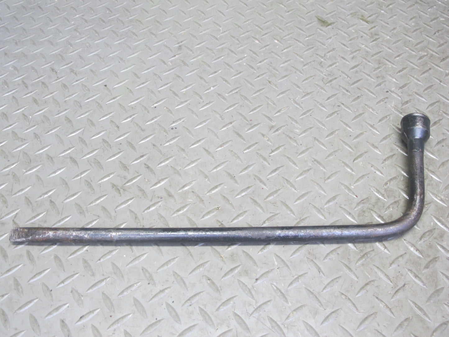 95-02 Pontiac Firebird Camaro Spare Tire Lift Jack w LUG Wrench OEM
