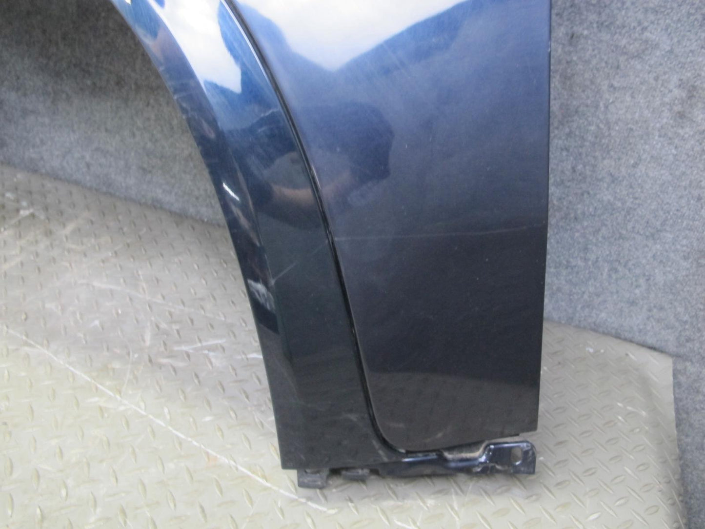 2011-2013 BMW E70 X5M Front Left Fender Shell Panel Cover