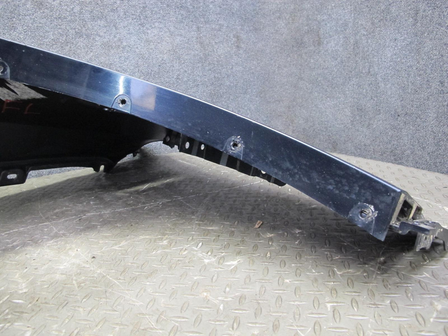 2011-2013 BMW E70 X5M Front Left Fender Shell Panel Cover