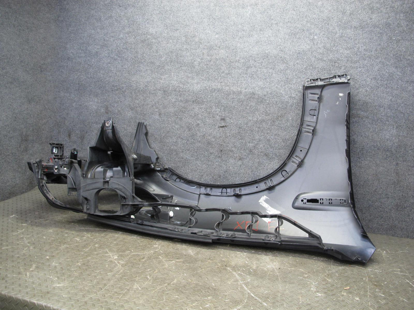 2011-2013 BMW E70 X5M Front Left Fender Shell Panel Cover