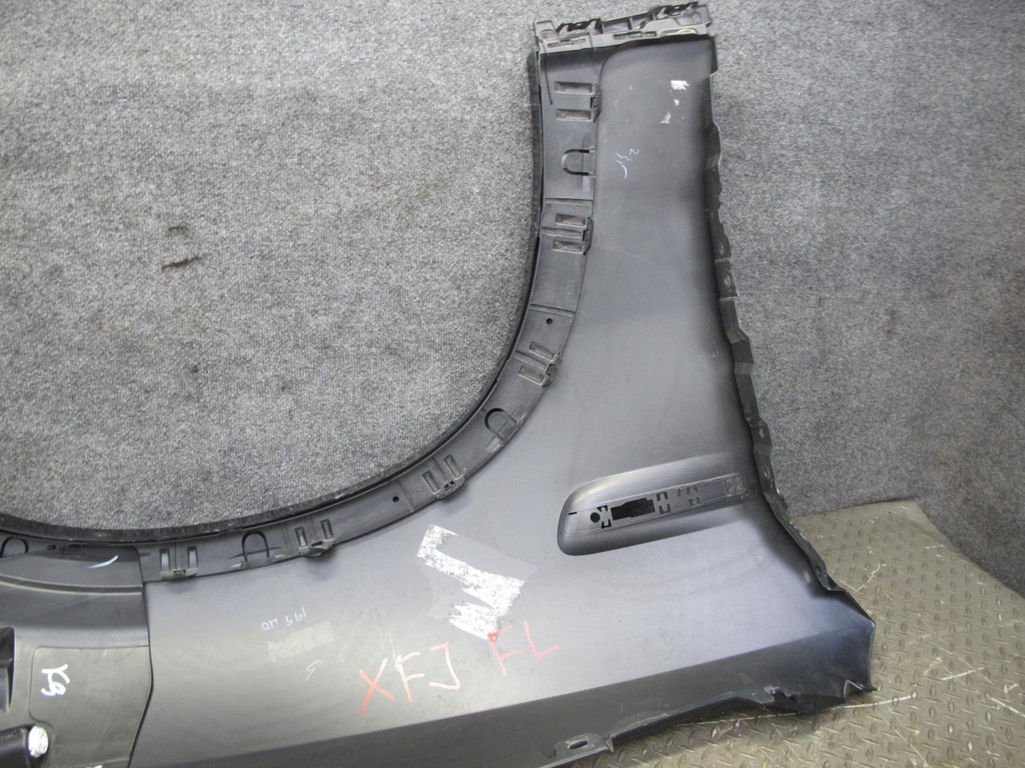2011-2013 BMW E70 X5M Front Left Fender Shell Panel Cover