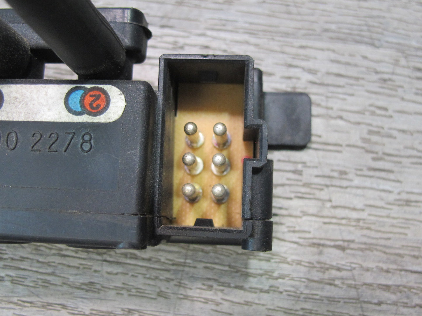 86-89 Mercedes R107 560SL A/C Air Conditioning Vacuum Switch Valve OEM