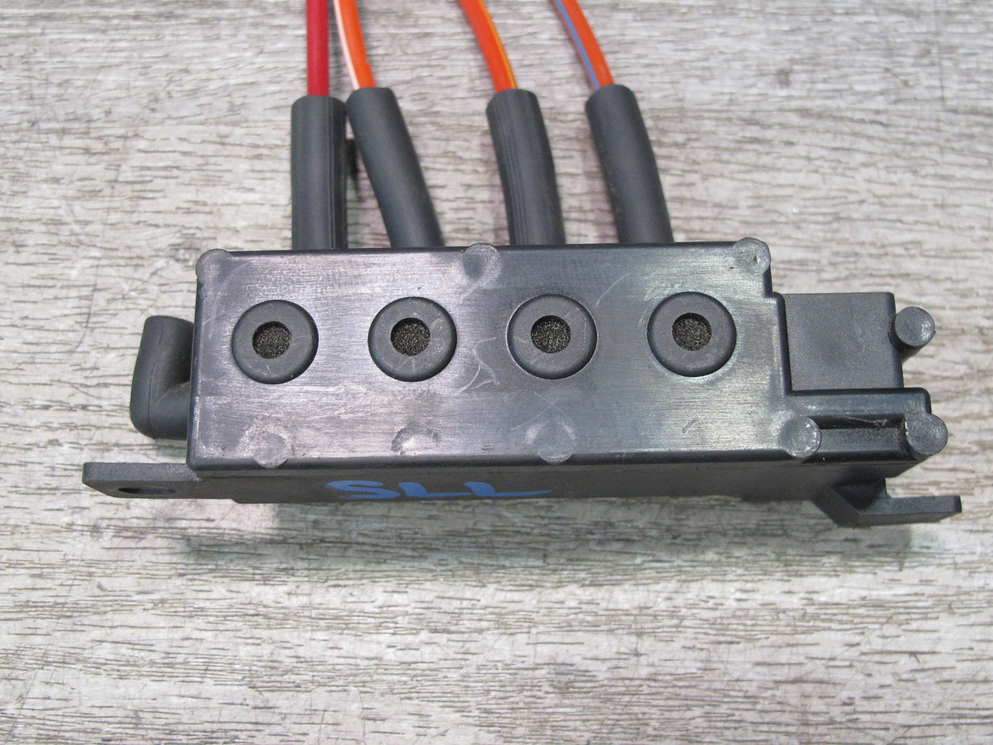 86-89 Mercedes R107 560SL A/C Air Conditioning Vacuum Switch Valve OEM