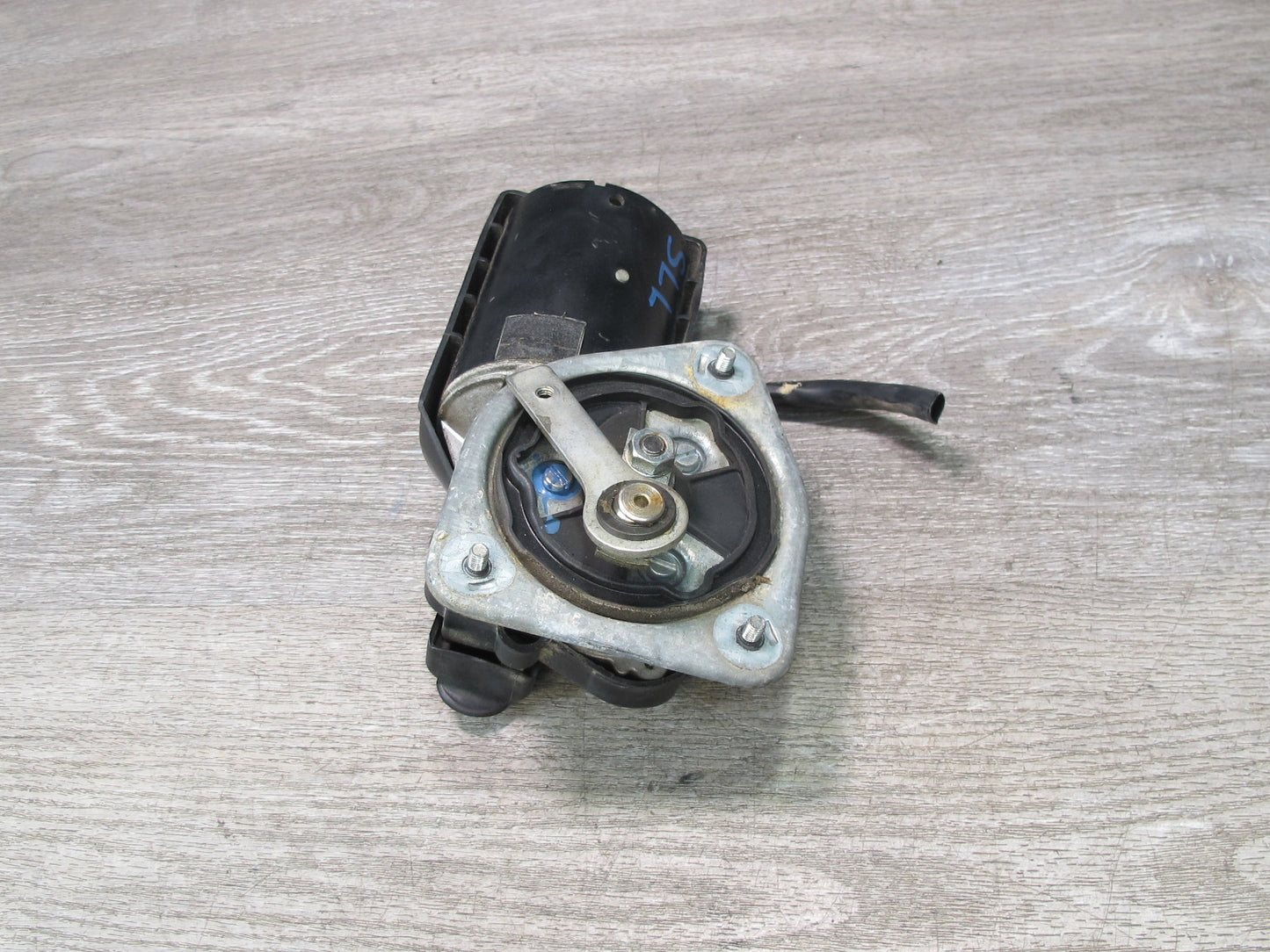 73-89 Mercedes R107 Sl-class Windshield Wiper Motor Assembly OEM