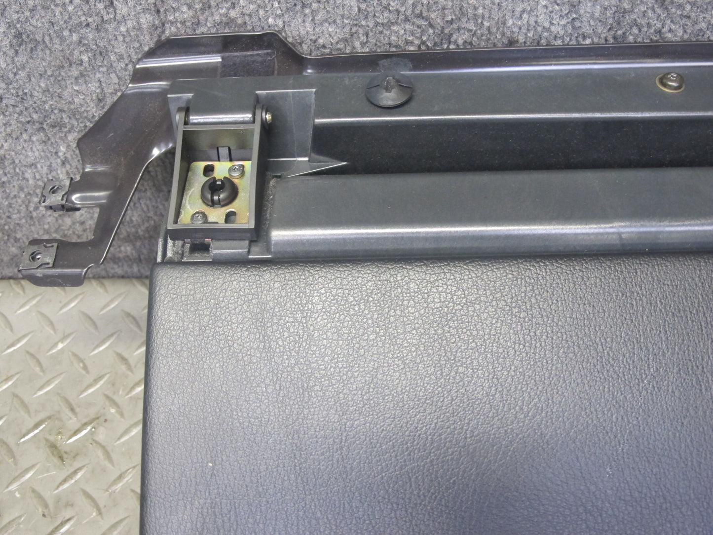 2002-2004 Porsche Boxster 986 Dash Glove Box Door Storage Compartment Black