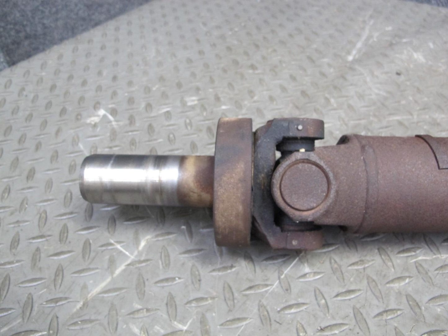 98-99 Pontiac Firebird Camaro LS1 5.7L A/T Rear Drive Shaft Driveshaft OEM