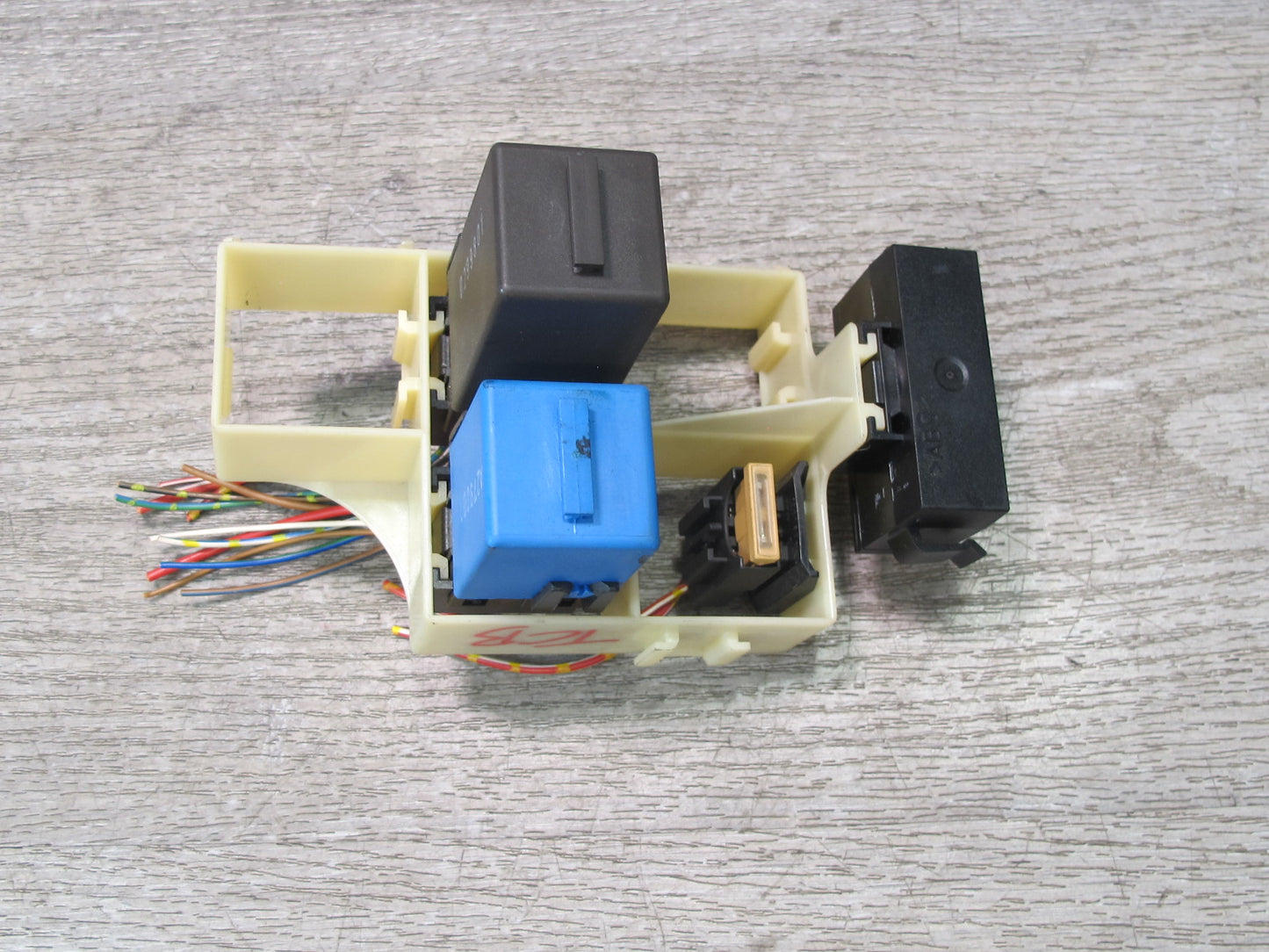96-99 BMW E36 3-SERIES Transmitter Receiver Module w Relay & Holder Bracket OEM