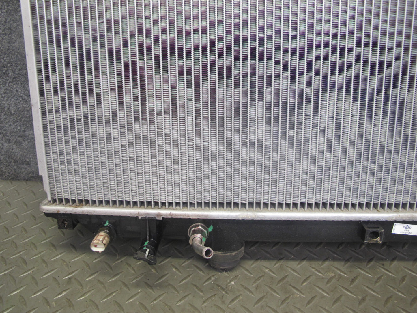 98-05 Lexus JZS160L GS400 GS300 Engine Cooling Radiator CSF 2606