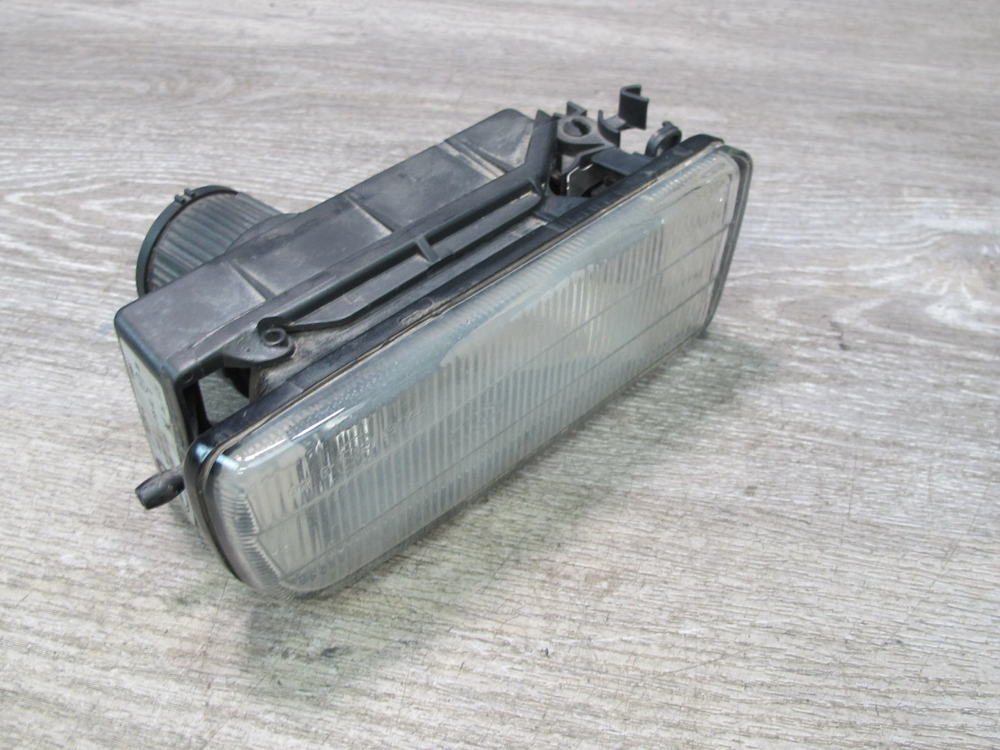93-99 BMW E36 3-SERIES Front Right Fog Light Lamp Assembly OEM