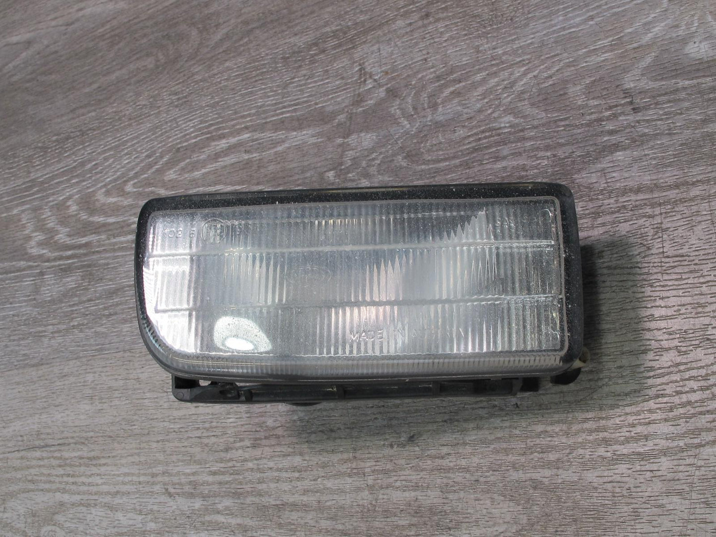 93-99 BMW E36 3-SERIES Front Right Fog Light Lamp Assembly OEM