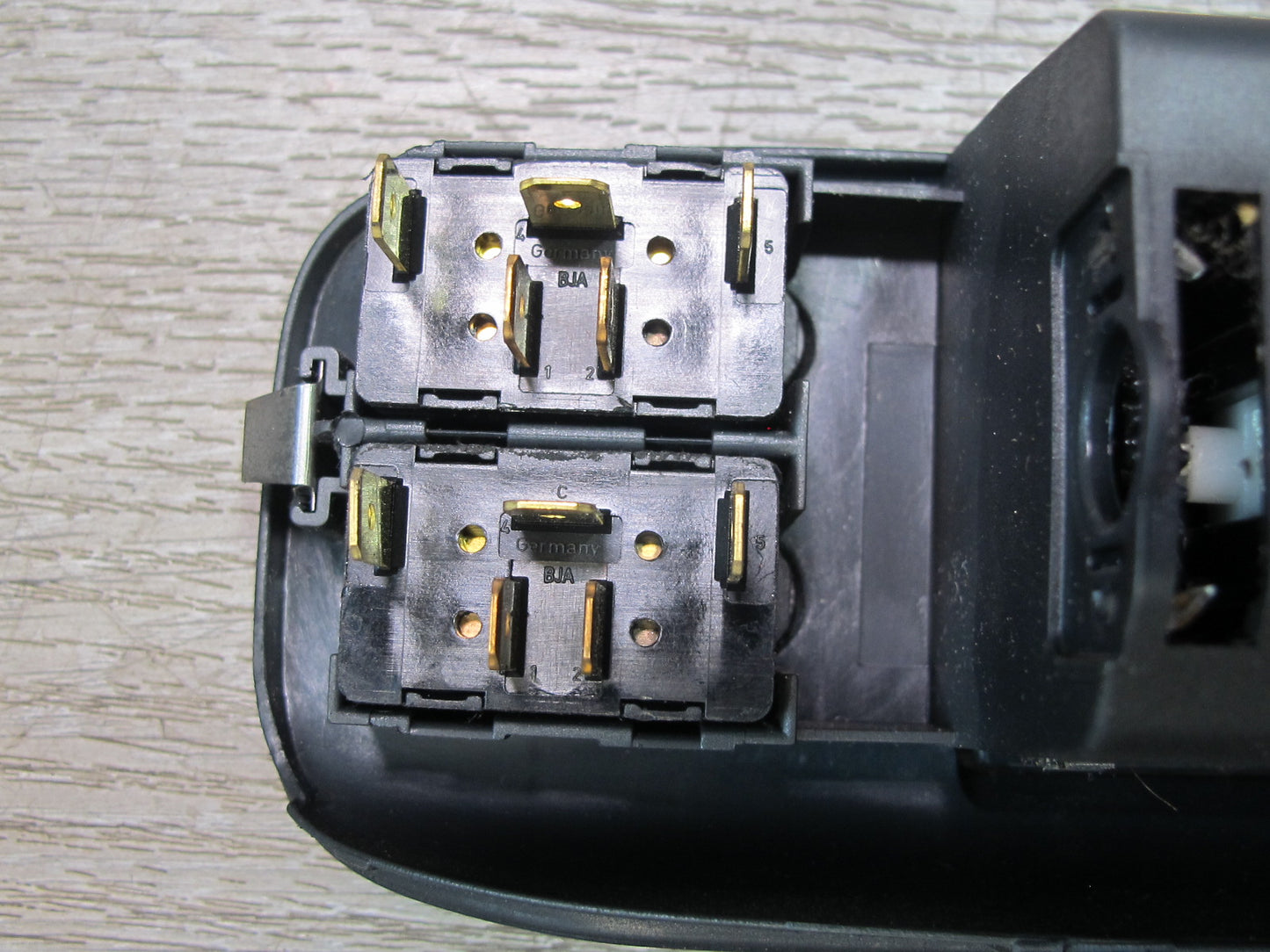 2000-2004 Porsche Boxster 986 Center Console Master Window Switch W/ Ashtray