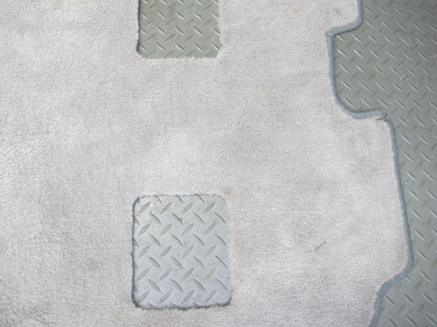 2003-2007 Lexus UZJ100L LX470 Rear Trunk Floor Cargo MAT Carpet Cover