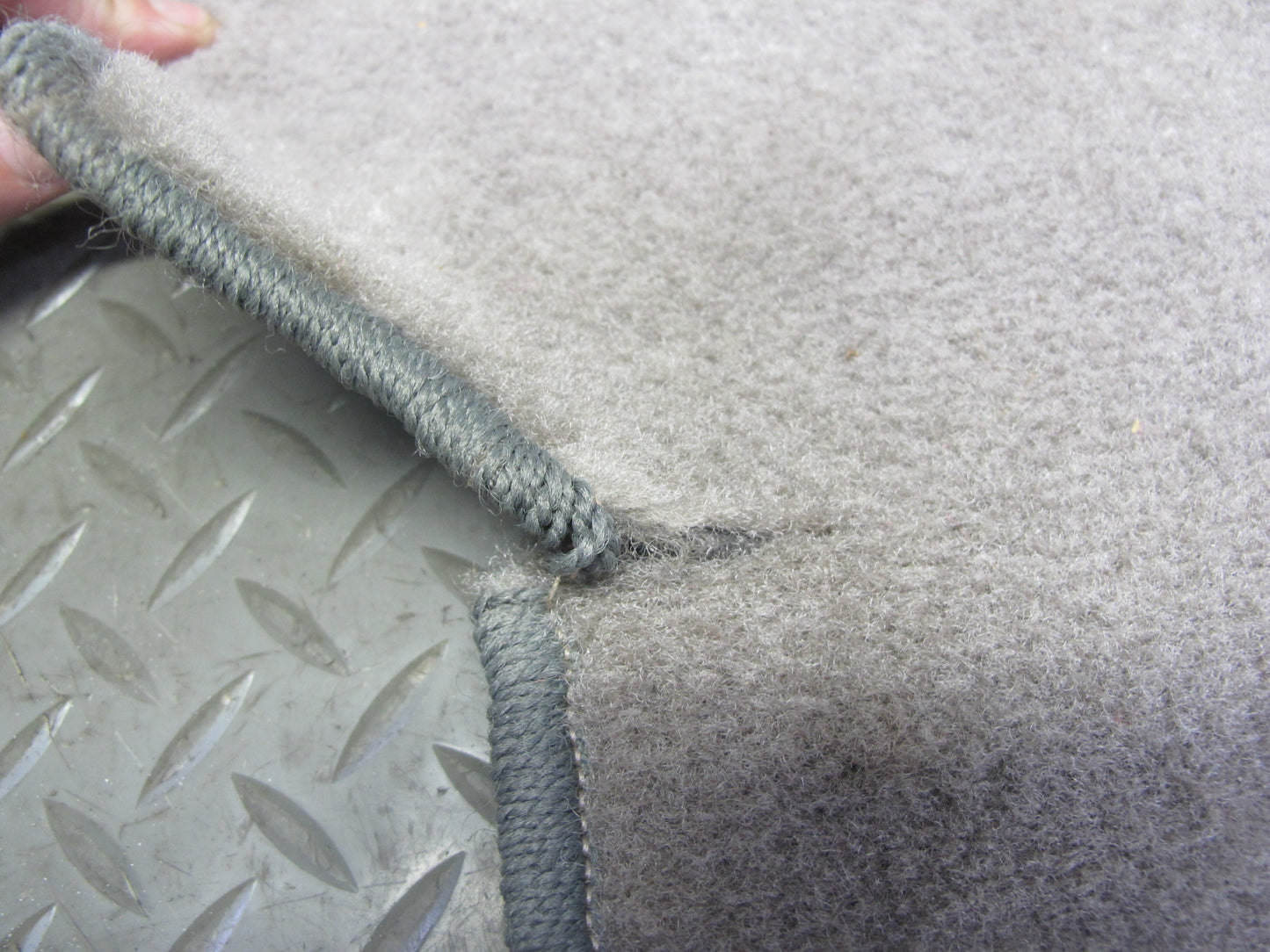 2003-2007 Lexus UZJ100L LX470 Rear Trunk Floor Cargo MAT Carpet Cover