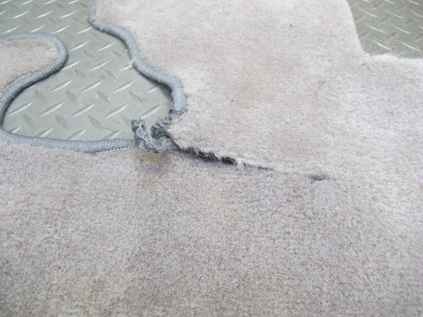 2003-2007 Lexus UZJ100L LX470 Rear Trunk Floor Cargo MAT Carpet Cover