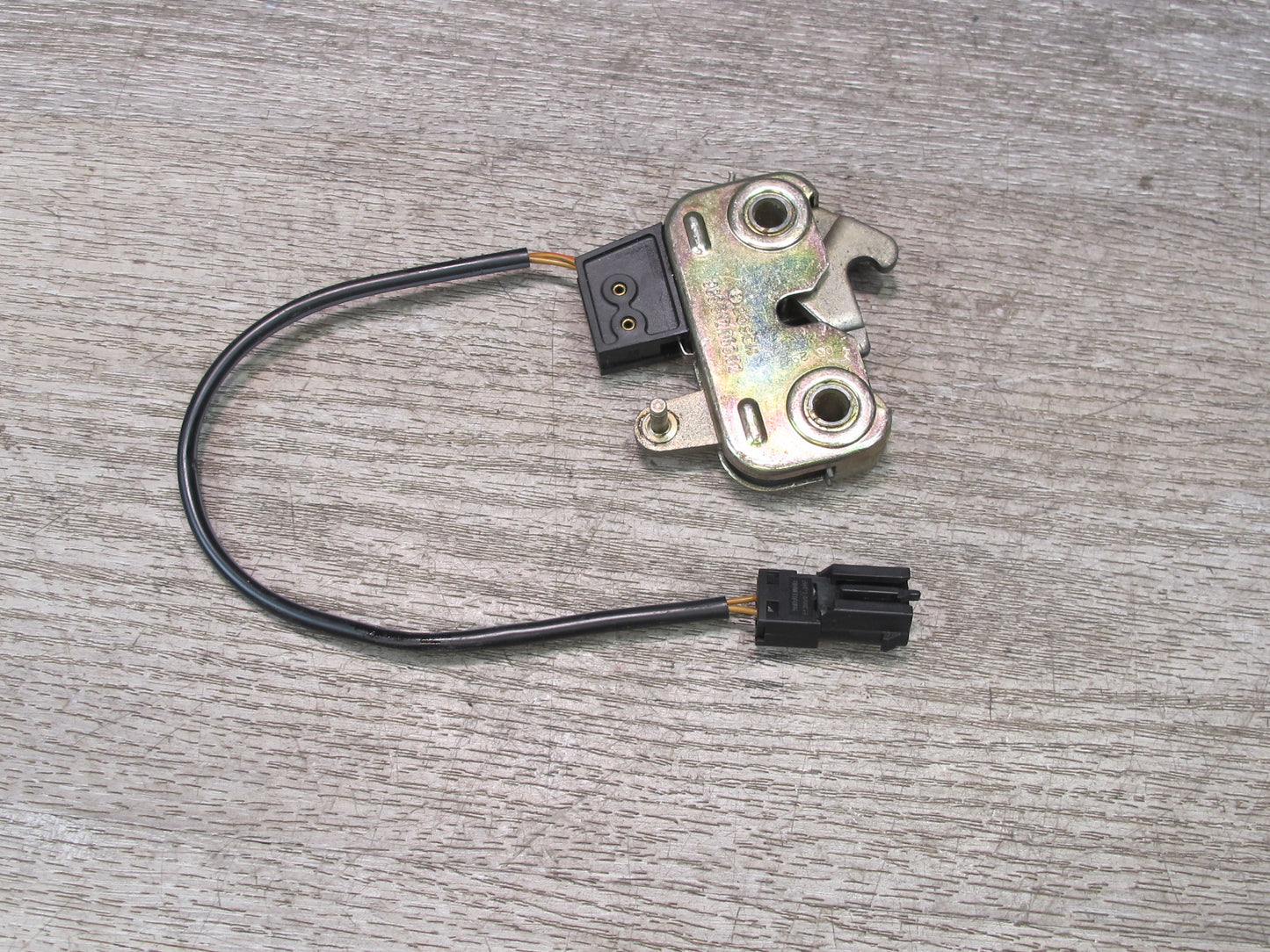 1997-2004 Porsche Boxster 986 Rear Trunk Lid Lock Latch 98651205302