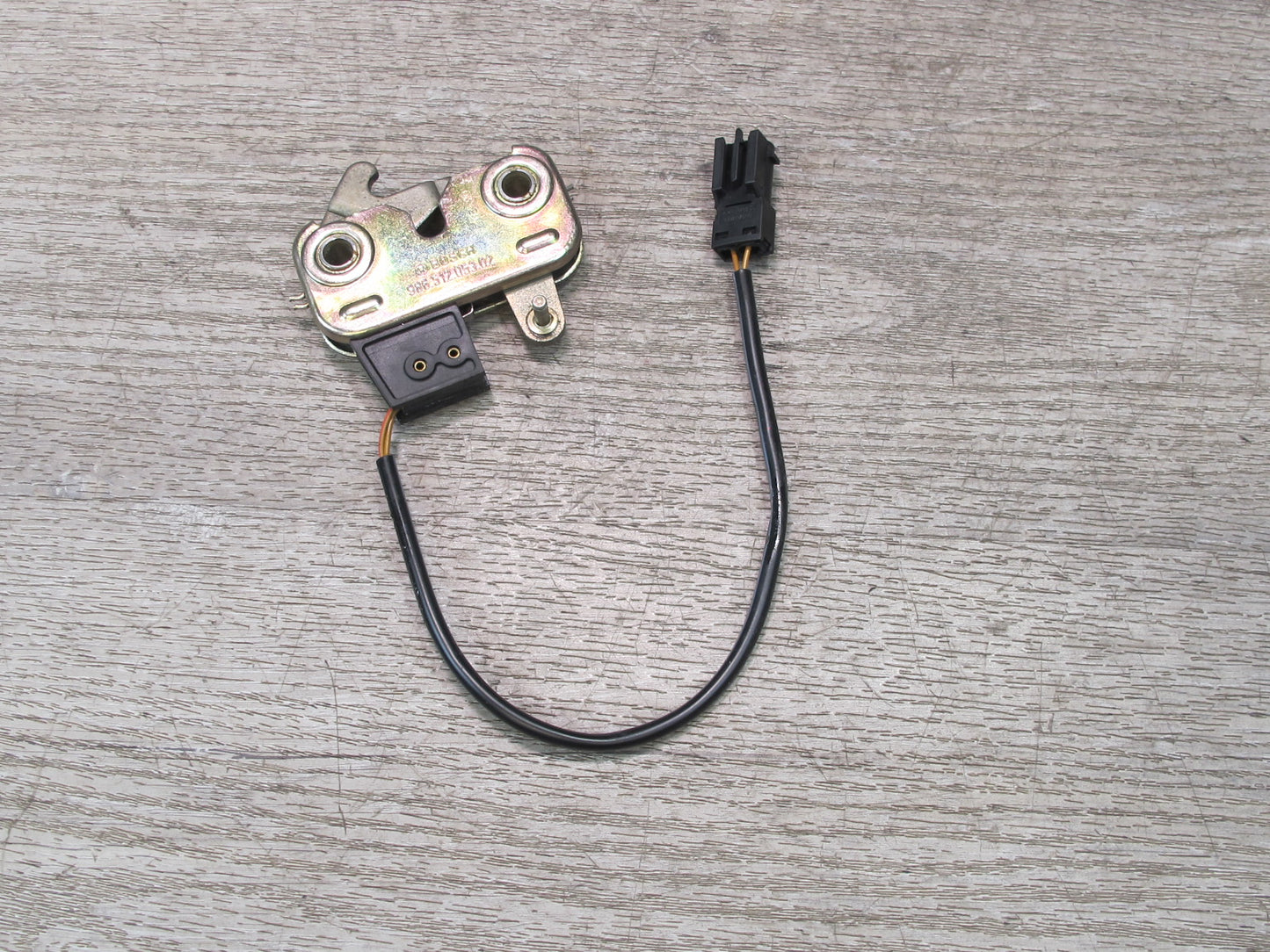 1997-2004 Porsche Boxster 986 Rear Trunk Lid Lock Latch 98651205302