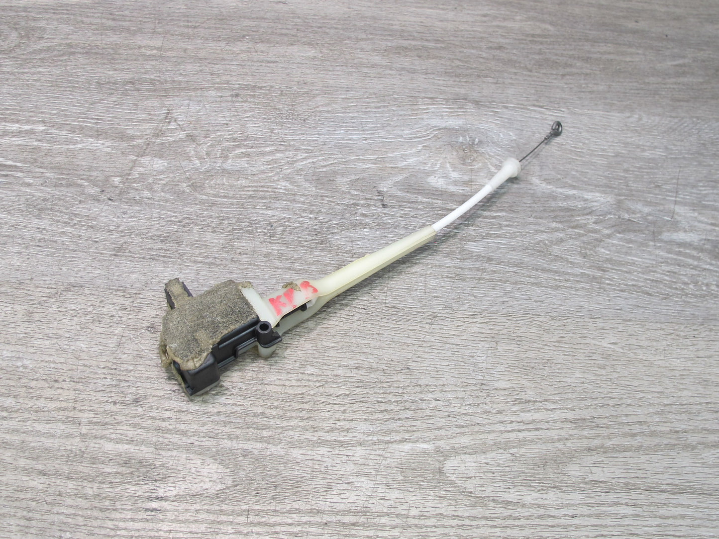 1997-2004 Porsche Boxster 986 Rear Trunk Lid Lock Latch Actuator