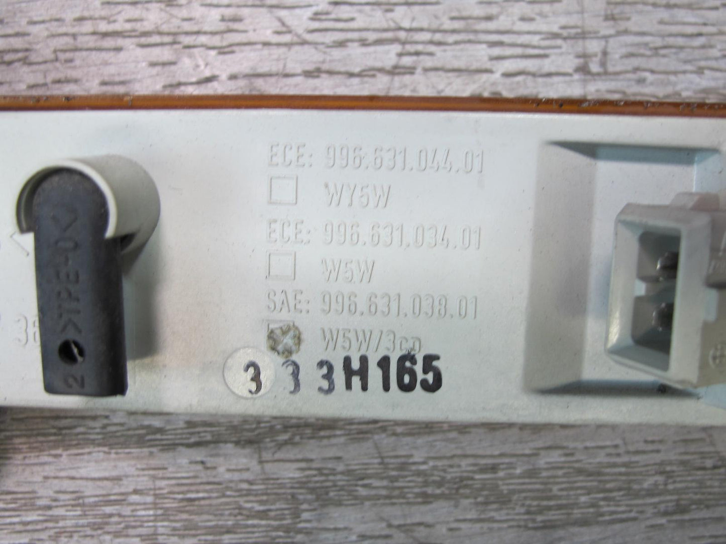 1997-2004 Porsche Boxster 986 Front Right Side Turn Signal Marker Light