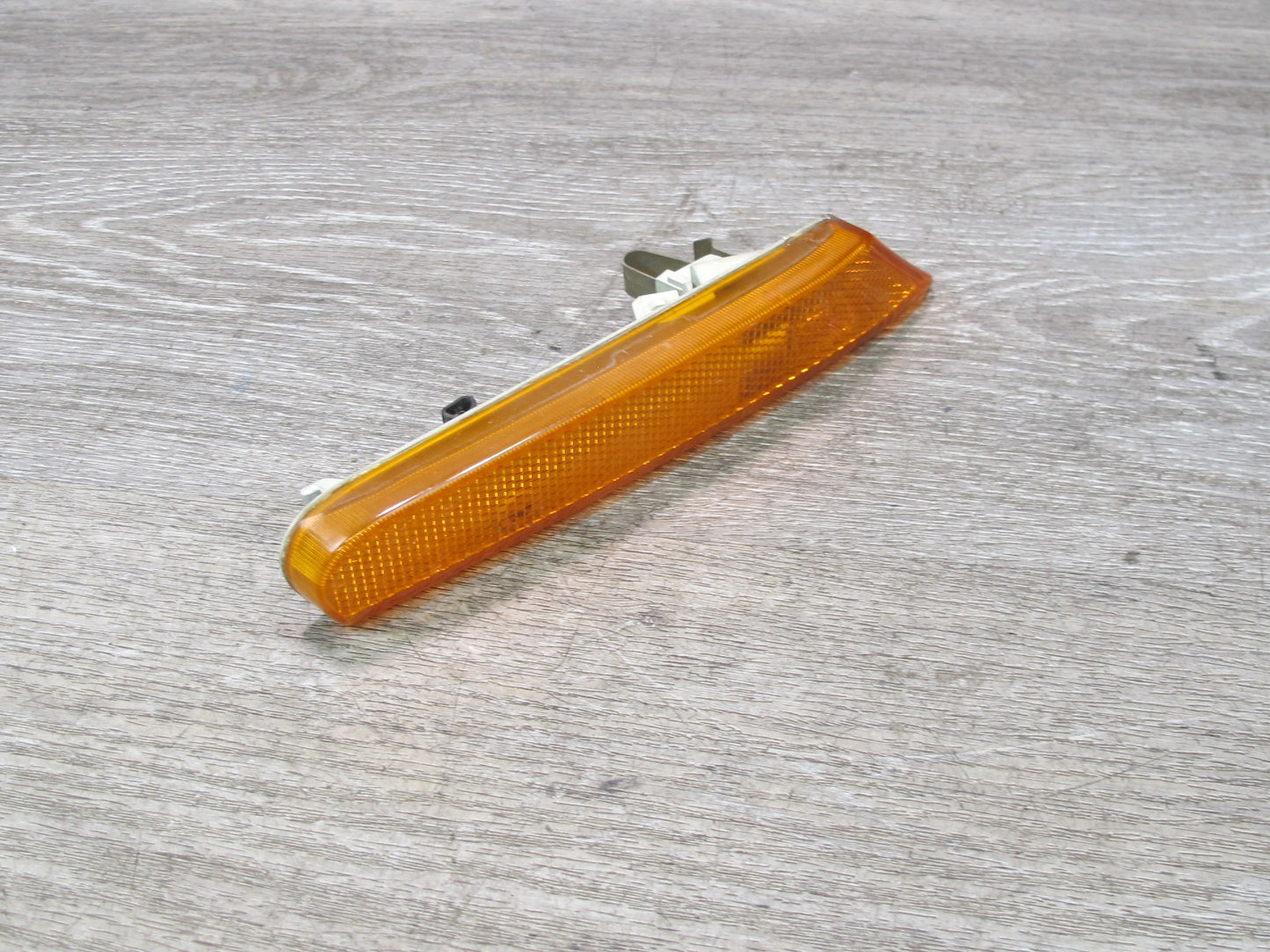 1997-2004 Porsche Boxster 986 Front Right Side Turn Signal Marker Light