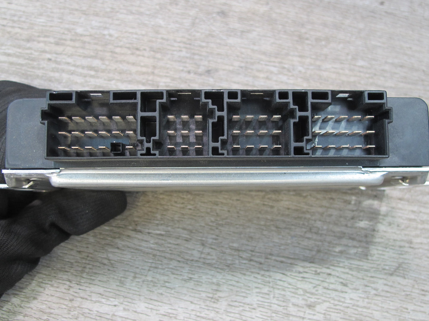 2010-2013 BMW E70 E71 X5M X6M Rear Differential Lock Control Module 7595847