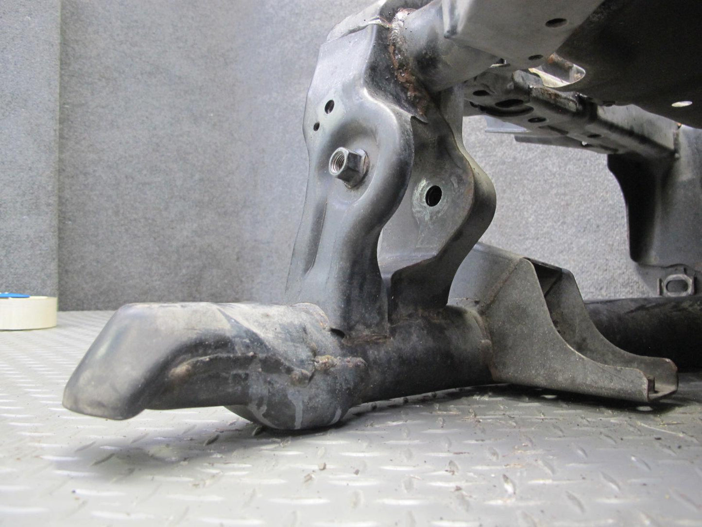 00-03 Honda S2000 Rear Suspension Subframe Crossmember Carrier OEM