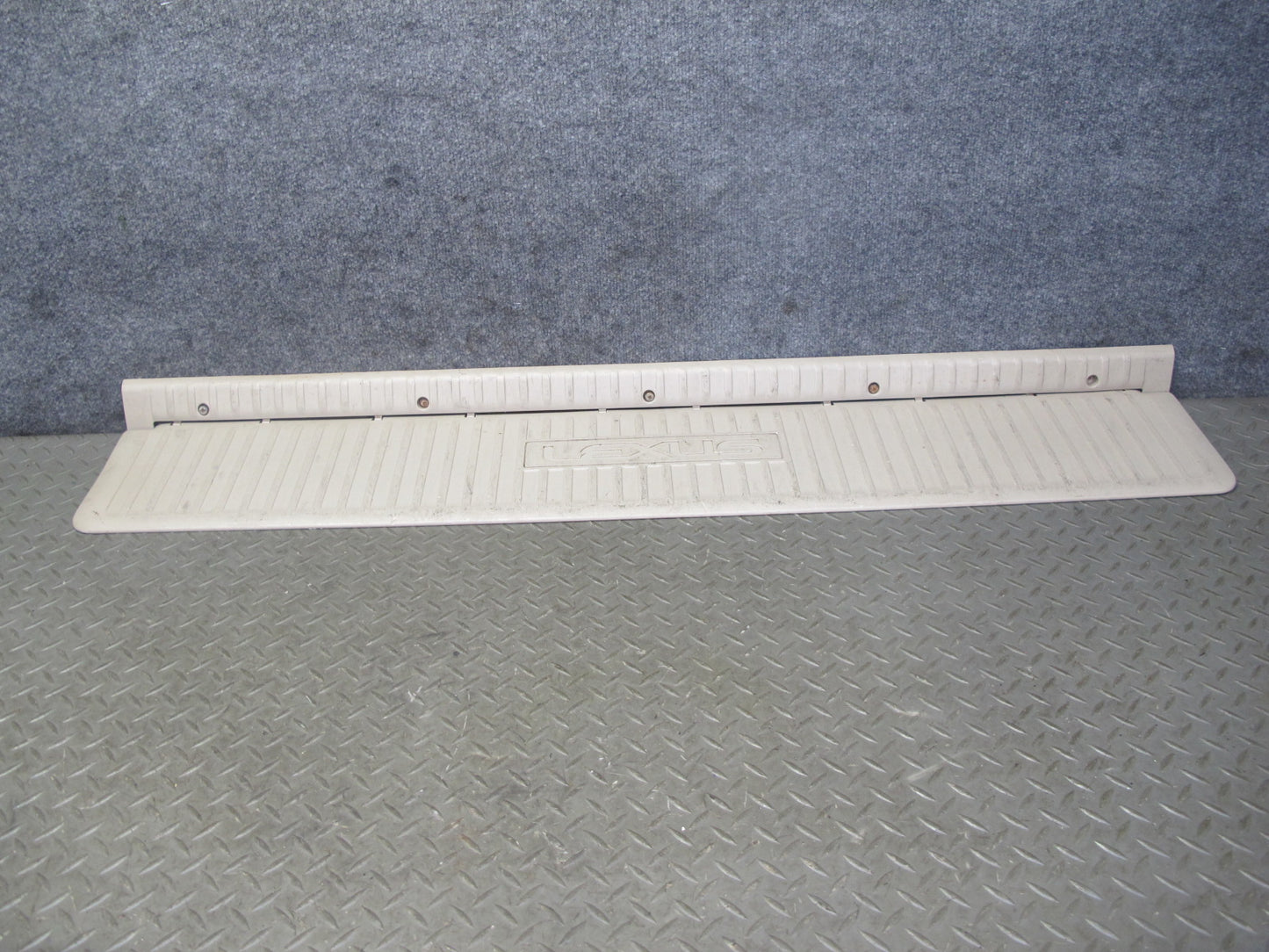 1998-2007 Lexus LX470 J100 Rear Trunk Cargo Floor Scuff Plate Trim Panel Cover