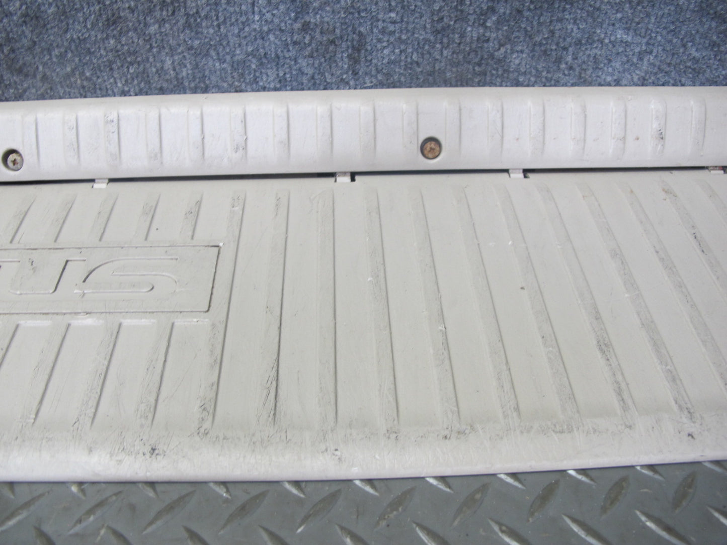 1998-2007 Lexus LX470 J100 Rear Trunk Cargo Floor Scuff Plate Trim Panel Cover