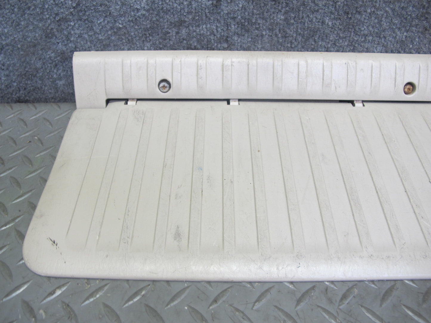 1998-2007 Lexus LX470 J100 Rear Trunk Cargo Floor Scuff Plate Trim Panel Cover