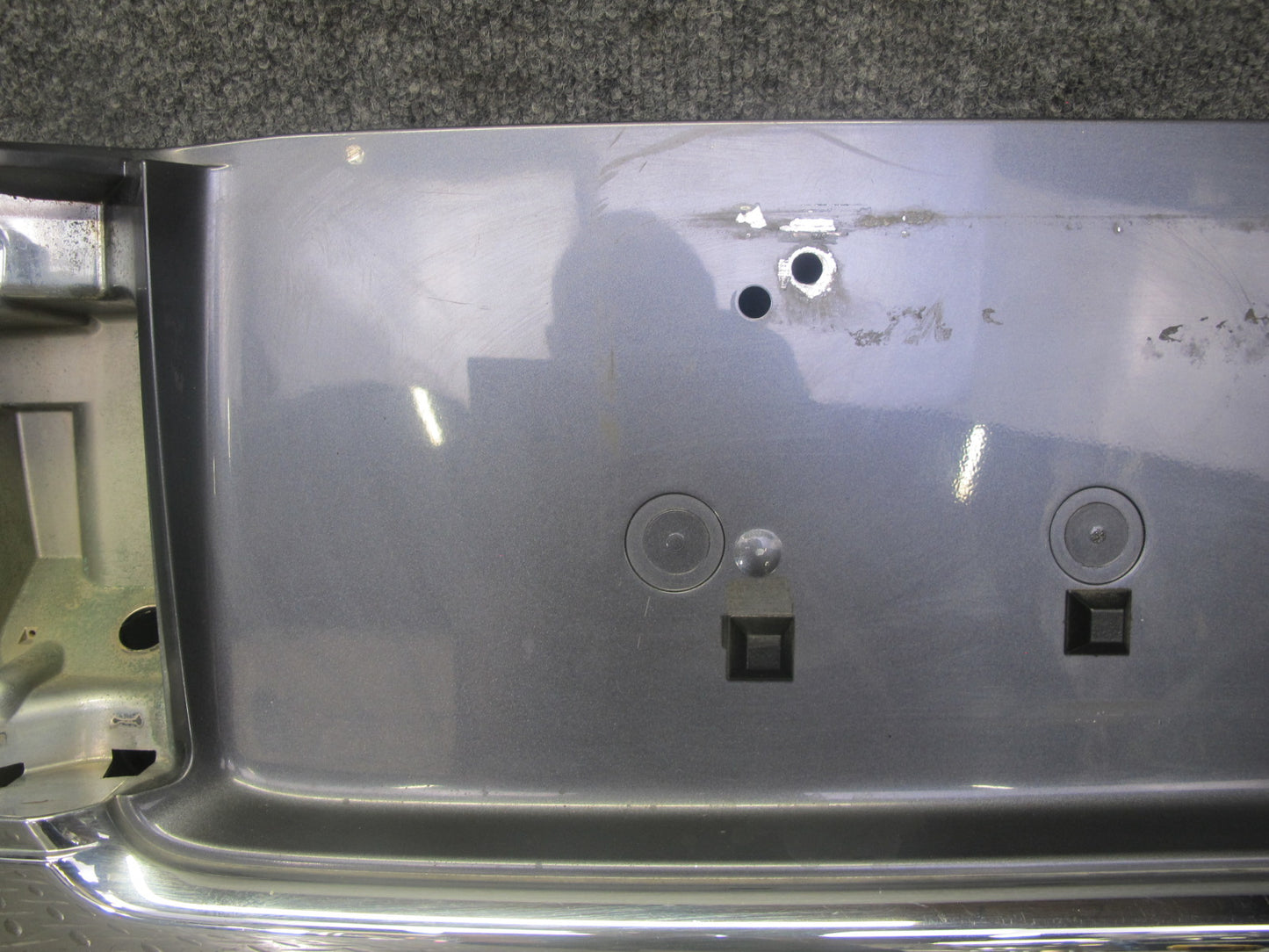 2003-2007 Lexus UZJ100L LX470 Rear Trunk Lid License Plate Housing Panel