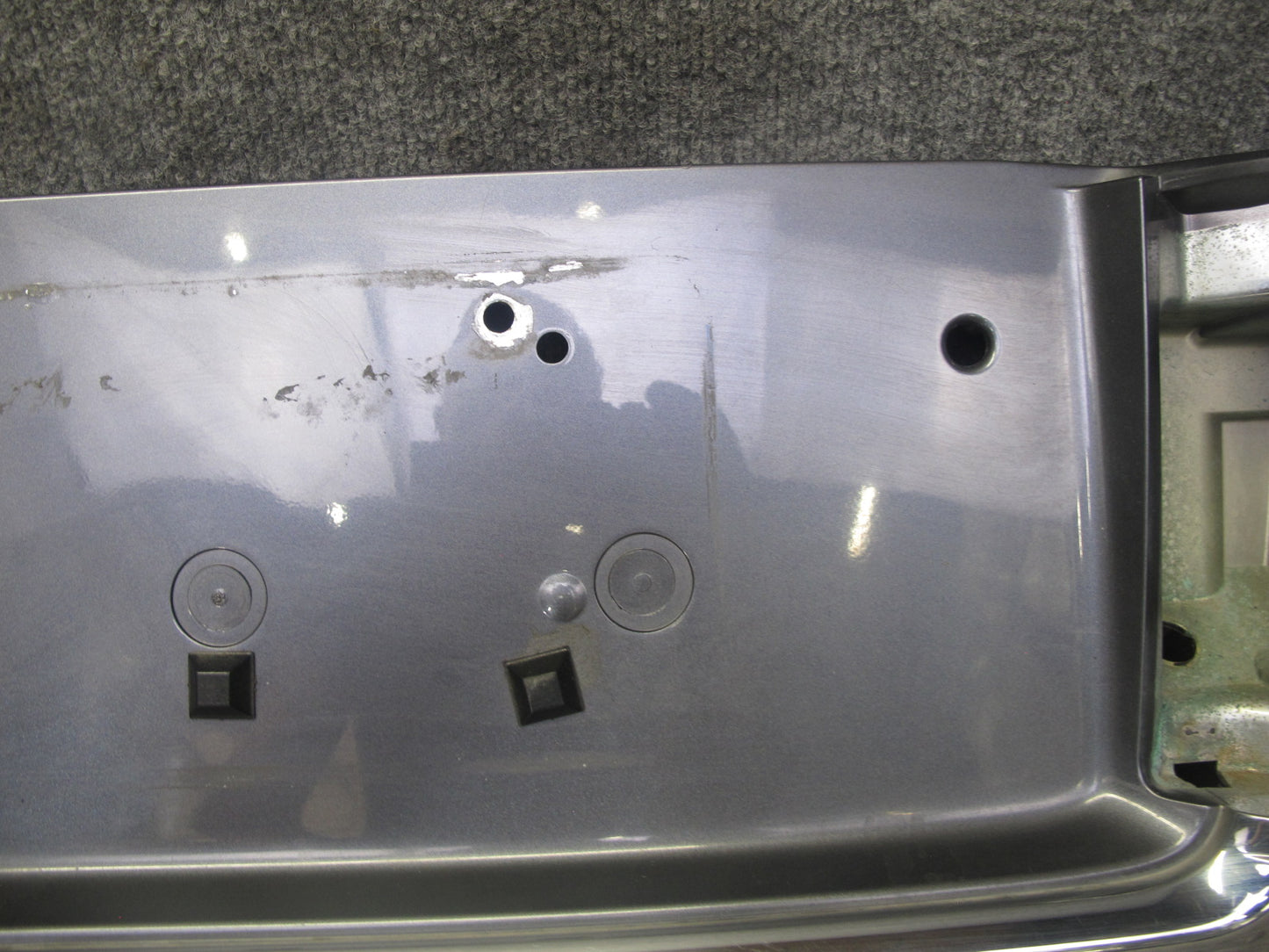 2003-2007 Lexus UZJ100L LX470 Rear Trunk Lid License Plate Housing Panel