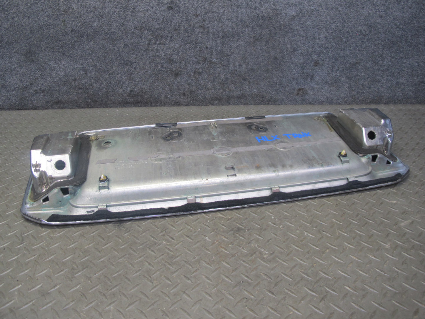 2003-2007 Lexus UZJ100L LX470 Rear Trunk Lid License Plate Housing Panel