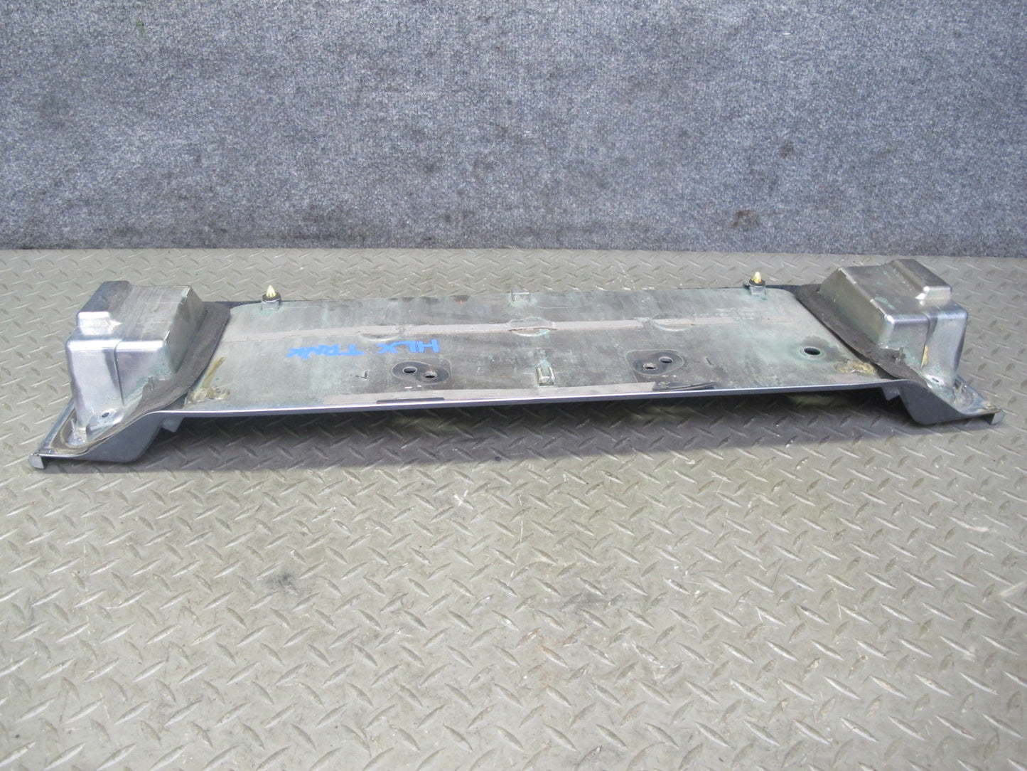 2003-2007 Lexus UZJ100L LX470 Rear Trunk Lid License Plate Housing Panel