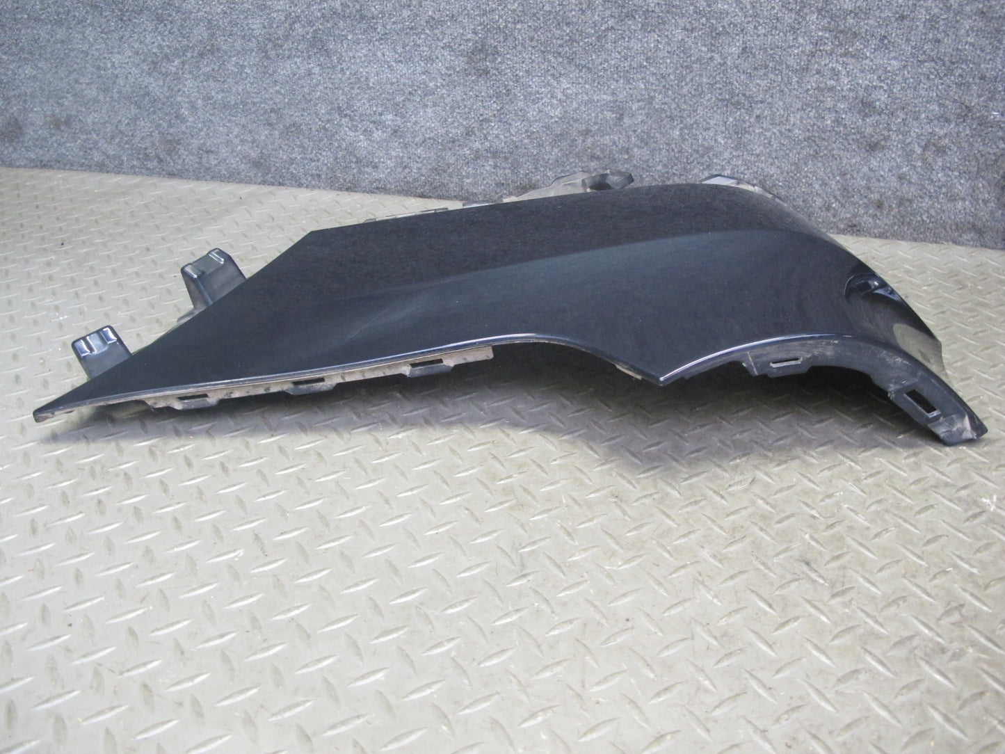 2010-2013 BMW E70 X5M Rear Bumper Left & Right Side Trim Cover Panel Set of 2