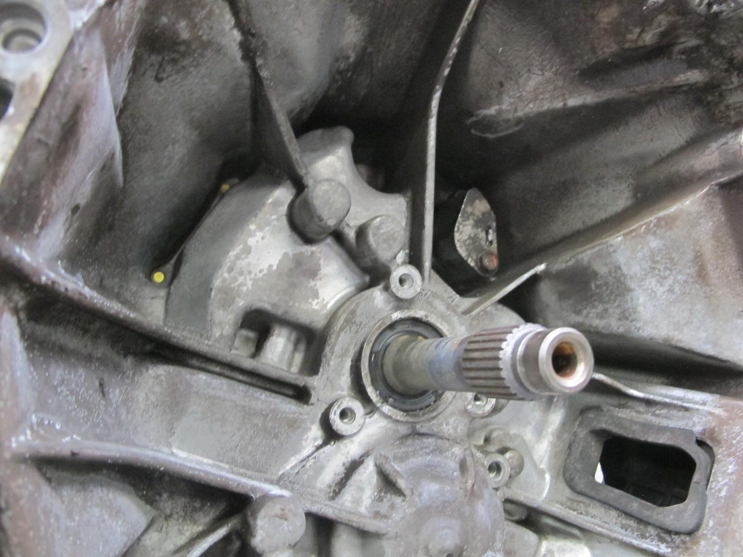 00-03 Honda S2000 6-SPEED M/T Manual Transmission 117k Miles
