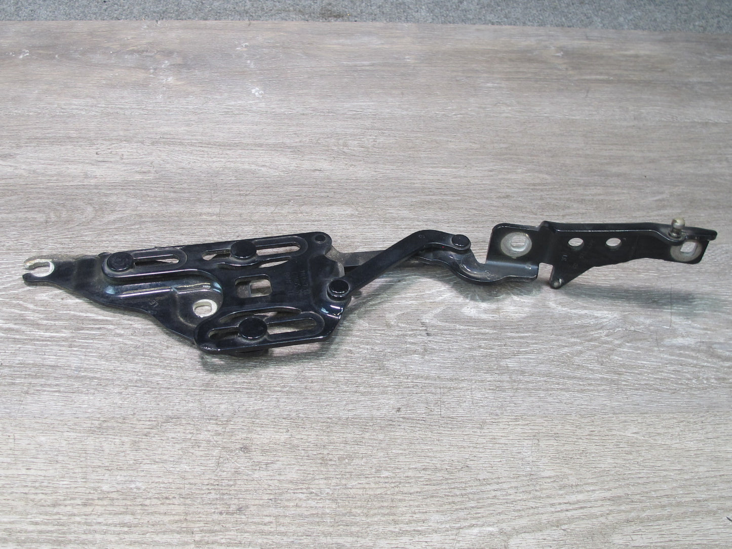 2007-2013 BMW E70 E71 E72 Front Left & Right Hood Hinge Set of 2