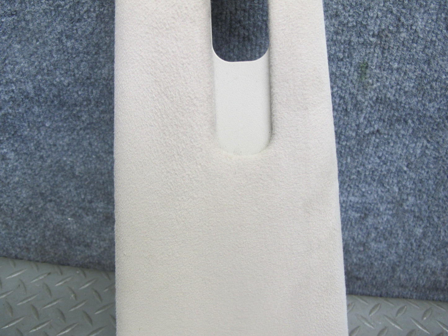 2003-2007 Lexus UZJ100L LX470 Center Upper B Pillar Trim Cover Panel Set