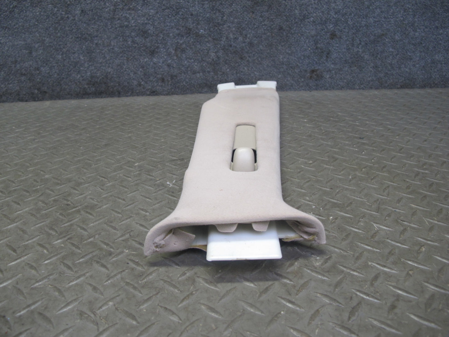 2003-2007 Lexus UZJ100L LX470 Center Upper B Pillar Trim Cover Panel Set