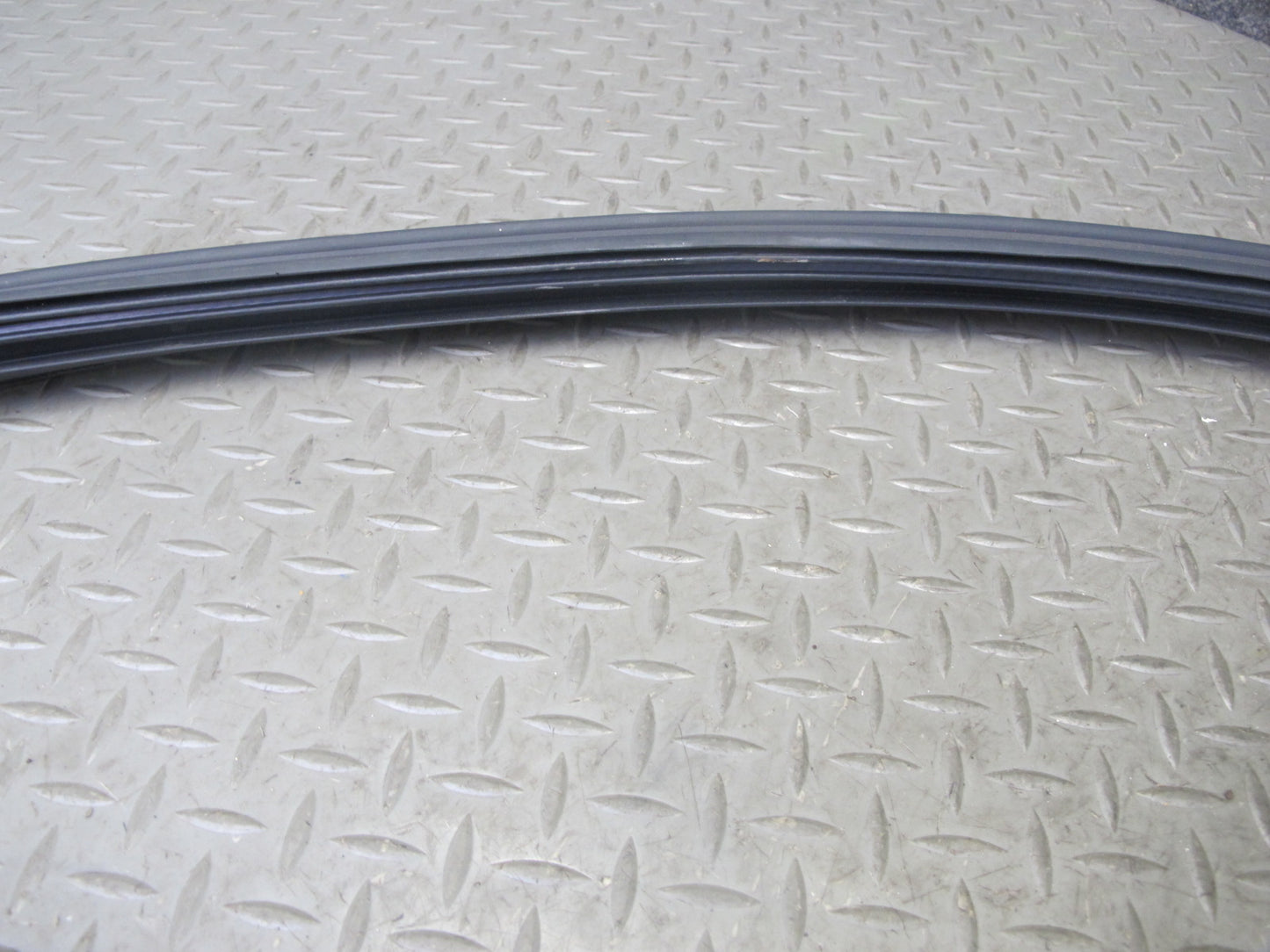 00-09 Honda S2000 Windshield TOP Roof Weatherstrip Rubber Seal Gasket OEM