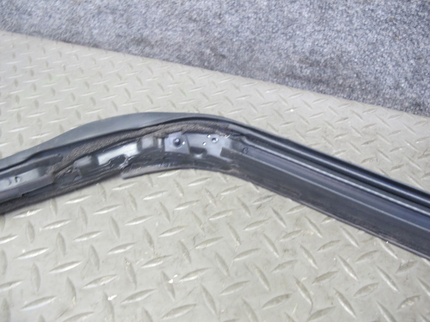 00-09 Honda S2000 Windshield TOP Roof Weatherstrip Rubber Seal Gasket OEM